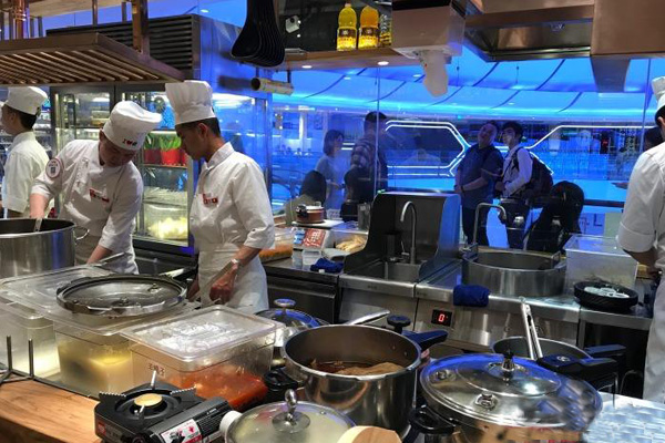 成都牧兰西北菜餐饮店手机看片网址设备图片